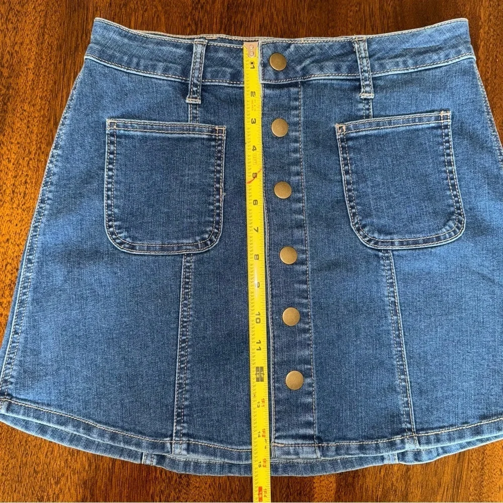 Altar'd State Jean Snap Button Up Mini Skirt Front Pockets Denim Size XS‎